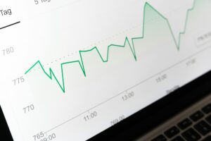 Rodzaje obligacji: Czym różnią się obligacje skarbowe, korporacyjne i komunalne?